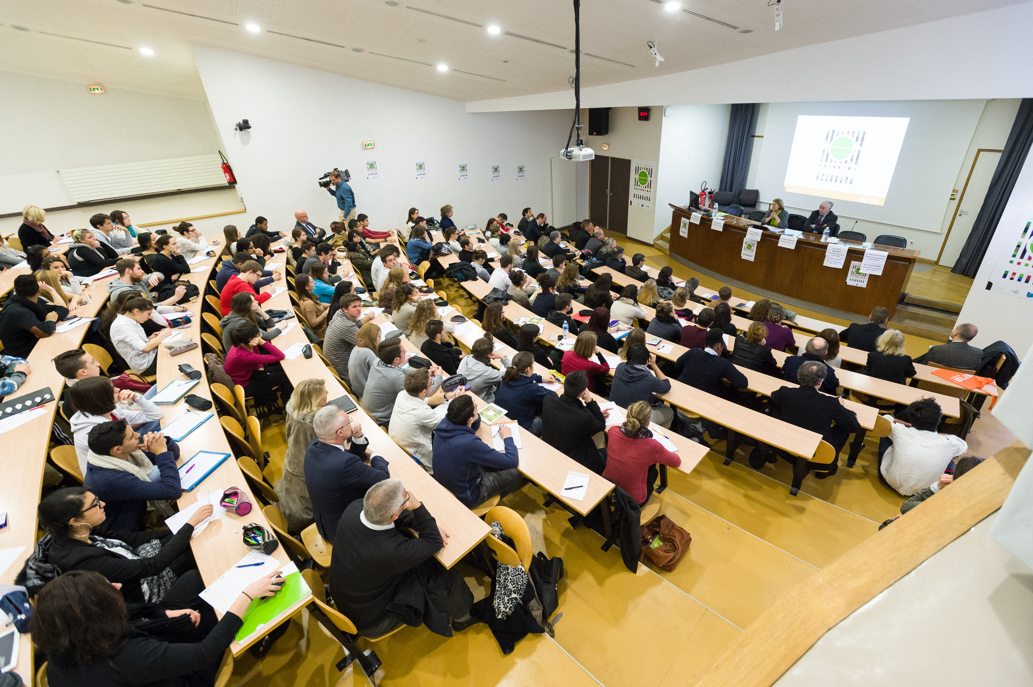 enseignementsupérieur.jpg