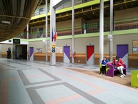 Photo générale du hall du collège